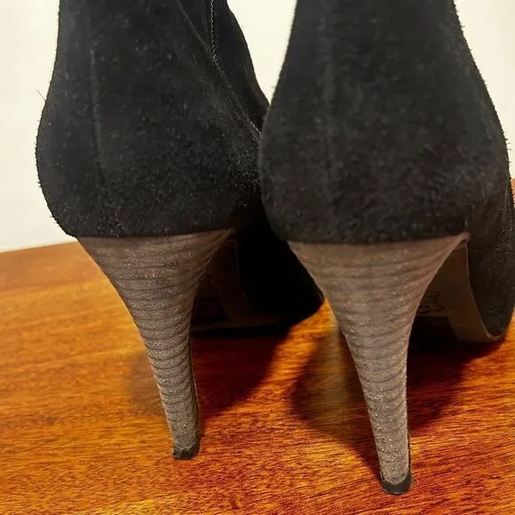 Free People high heeled suede ankle boots with  inside zipper size 41 (US 10)