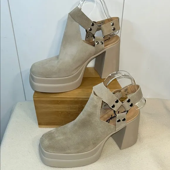 Free People Hybrid  Leather Shoes (9.5 - S4) (11 -S5)