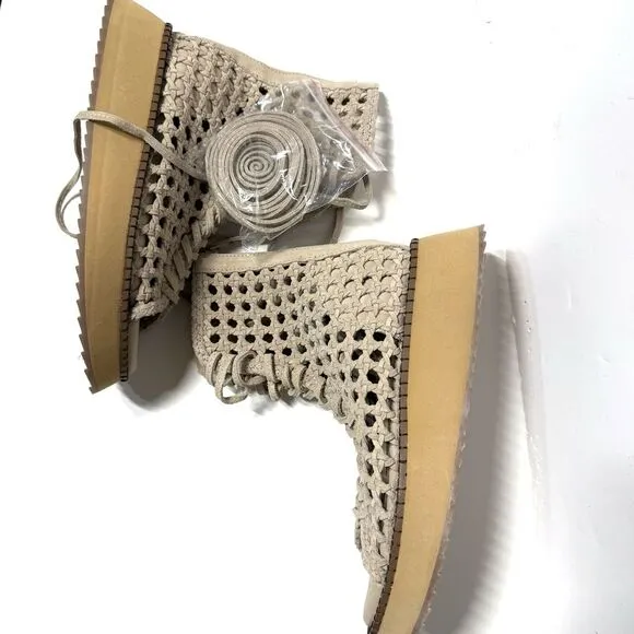 Free People Luca Lace Up Sandal in Creme Suede 7.5 NWOB
