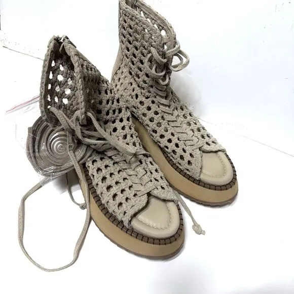 Free People Luca Lace Up Sandal in Creme Suede 7.5 NWOB