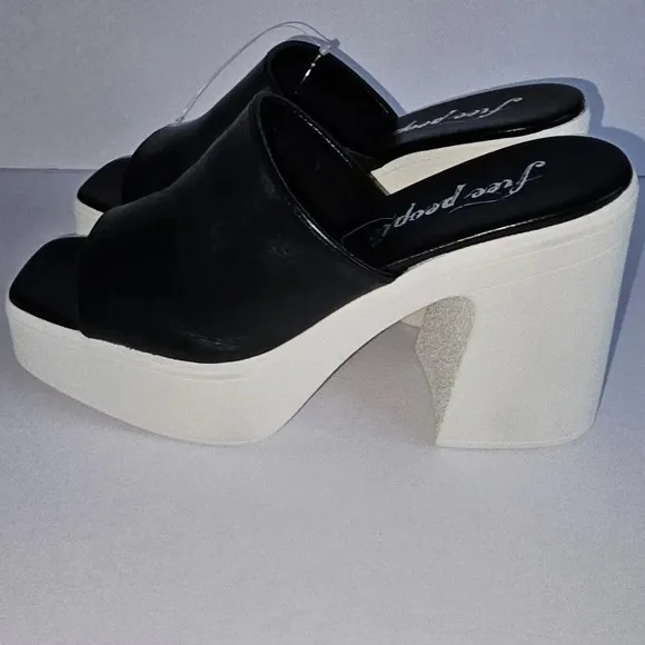 Free People Zoe Platform