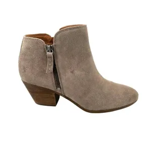 FRYE Boots Judith Zip Ankle Bootie Leather Suede Taupe Women's Size 10 New