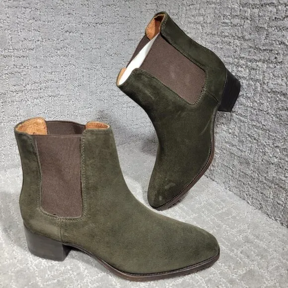 Frye Dara Women's Size 6B Olive Green Suede Elastic Gores Ankle Chelsea Boots