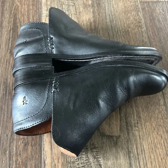 Frye Elyssa Leather Shootie Black Loafer Bootie Ankle Size 8.5