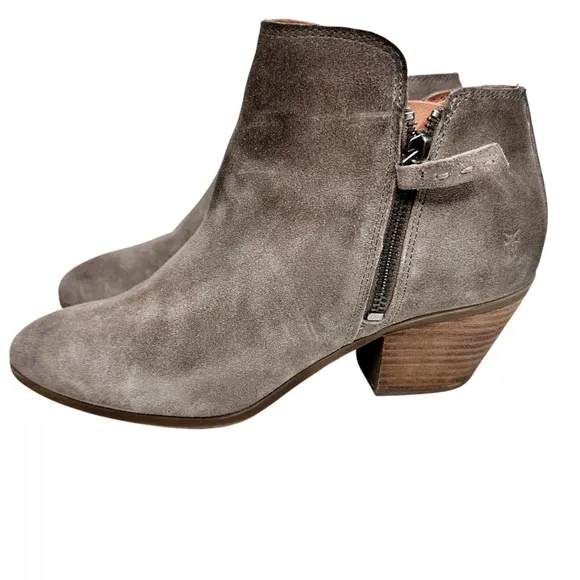 Frye Judith Ankle Booties SZ 7.5 Taupe Suede Boots