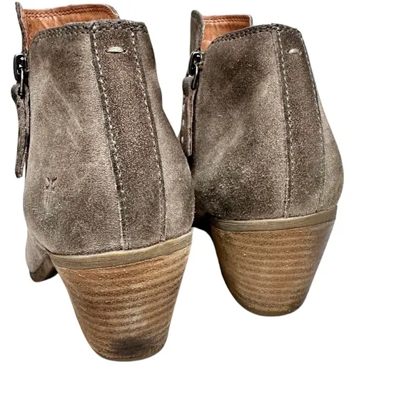 Frye Judith Ankle Booties SZ 7.5 Taupe Suede Boots