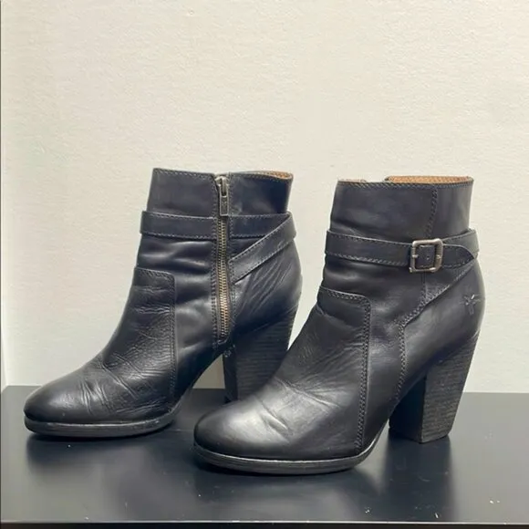 Frye Patty Riding Bootie Leather Heeled Ankle Boots Black Classic Western 10