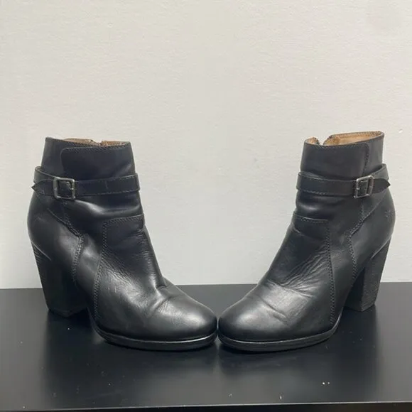 Frye Patty Riding Bootie Leather Heeled Ankle Boots Black Classic Western 10