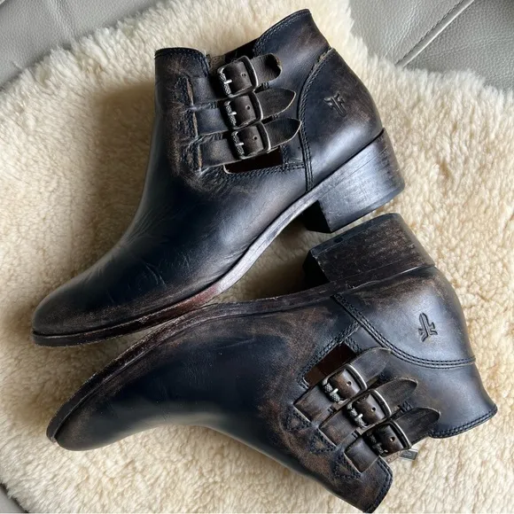 FRYE Ray Belted-STO Leather Boots Sz 8 Black Distressed Zipper Buckles Western