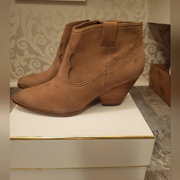 Frye Tan Ankle Boots Western Style
