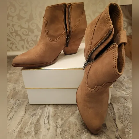 Frye Tan Ankle Boots Western Style