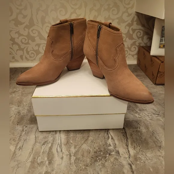 Frye Tan Ankle Boots Western Style
