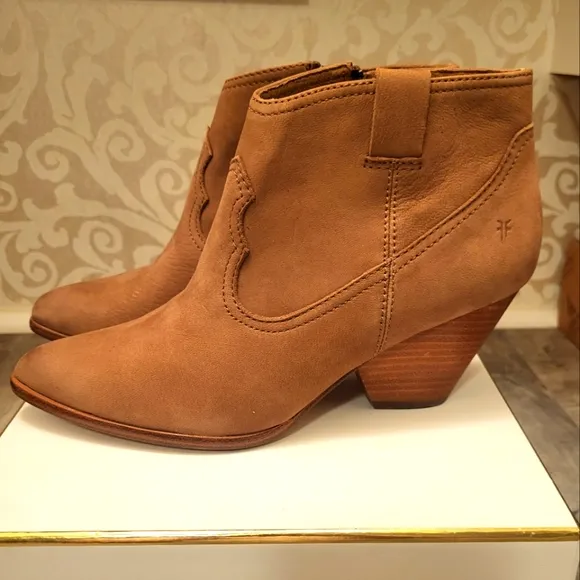 Frye Tan Ankle Boots Western Style