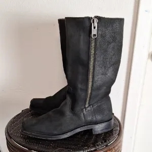 Frye Zippered Suede Leather Boots Size 8 1/2 B
