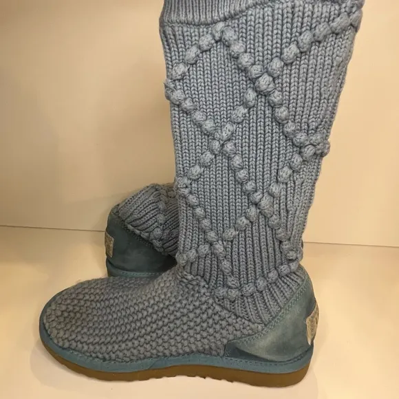 Genuine Ugg Australia Classic Women’s Crochet Tall Boots Size 7 Blue Wool Insole