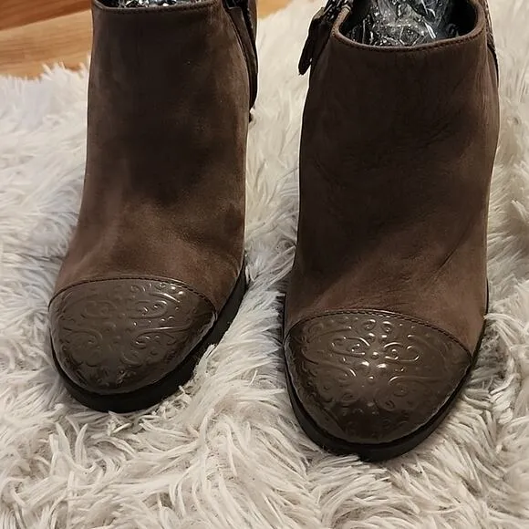 GEOX RESPIRA ANNYA SHORT BOOTIES TAUPE WOMENS 39.5