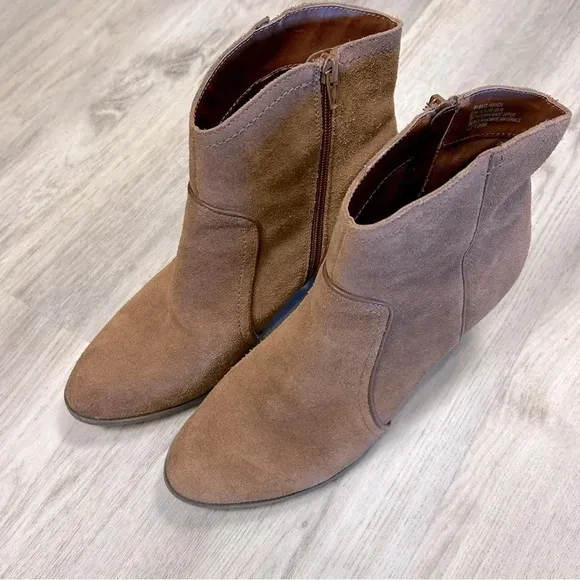 G.H. Bass Amanda Brown Suede Leather Closed Toe Side Zipper Heel Midi Short Boot