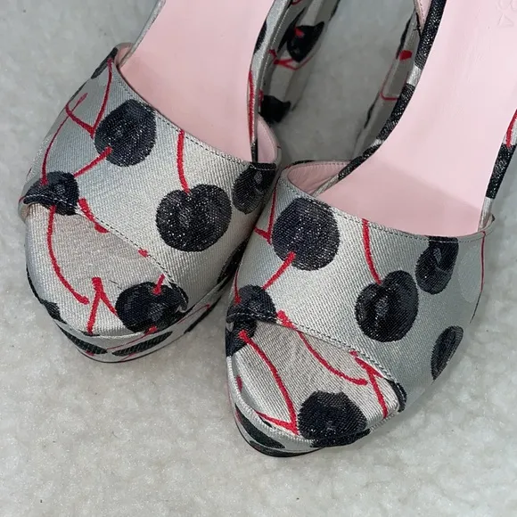 🍒GIAMBATTISTA CHERRY JACQUARD PLATFORM HEELS🍒