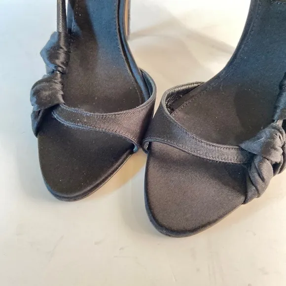 Giambattista Valli black satin sandals 37.5