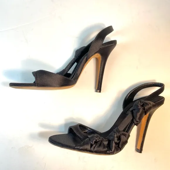 Giambattista Valli black satin sandals 37.5