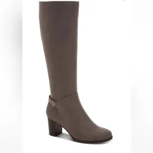 Giani Bernini Gray Suede Leather Boots 7.5  NEW