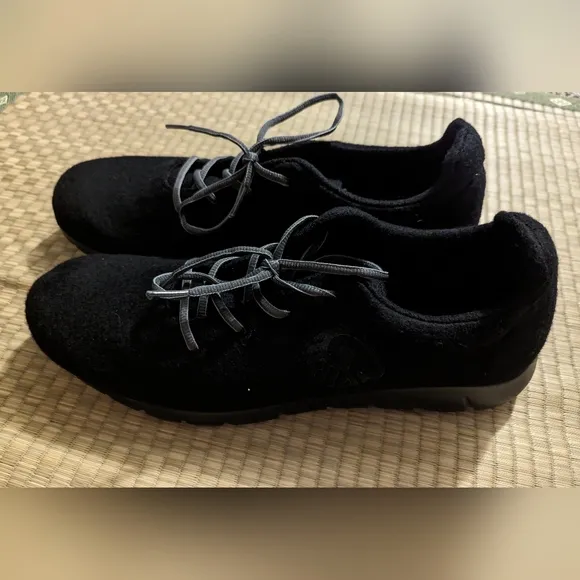 Giesswein Merino Wool Runners Shoes Black Size 48