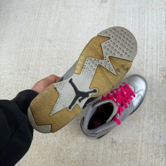 Girls Jordan 6 Retro Valentine's Day Shoes