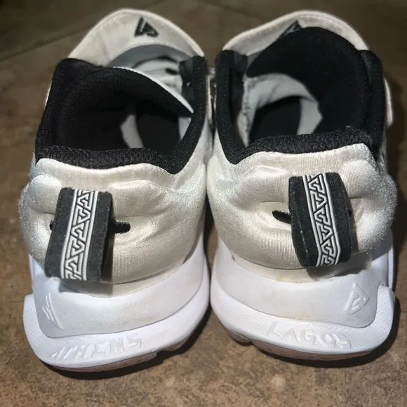 Girls Nike Giannis Immortality Shoes, Size 3Y