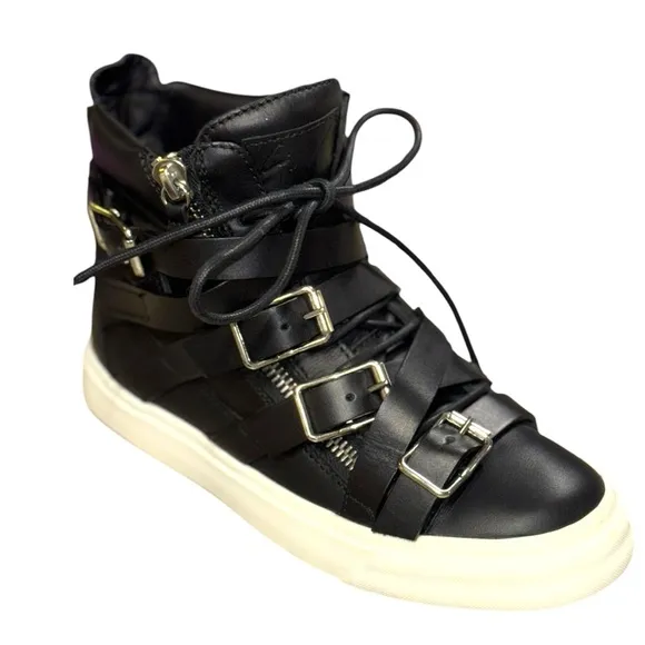 Giuseppe Zanotti Buckle Zip Sneakers – US 7/ EU 37 – Luxe Vibe
