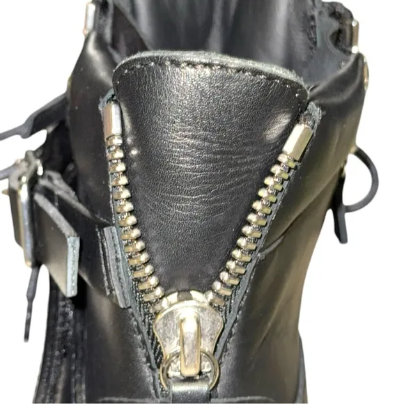 Giuseppe Zanotti Buckle Zip Sneakers – US 7/ EU 37 – Luxe Vibe