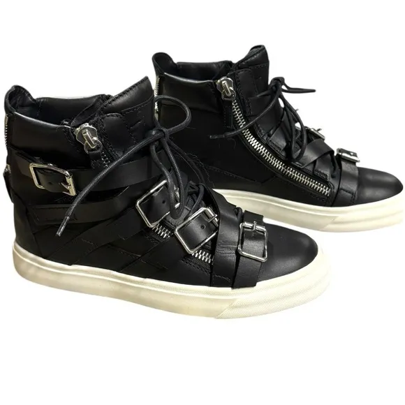 Giuseppe Zanotti Buckle Zip Sneakers – US 7/ EU 37 – Luxe Vibe