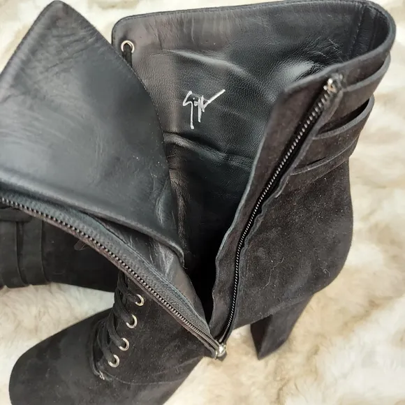 Giuseppe Zanotti Nero Lace-up Ankle Boots, sz 7.5