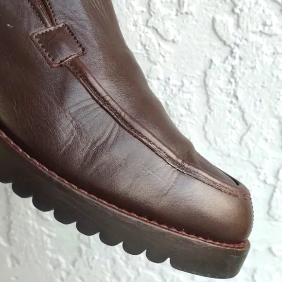 GRUPPO ITALIANO LADIES LUXURY LEATHER SLIP ON (ITALY)