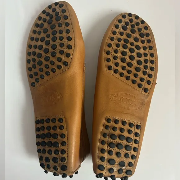 GUC Tod's Brown Leather Gommini Slip On Loafers