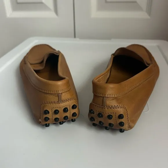 GUC Tod's Brown Leather Gommini Slip On Loafers