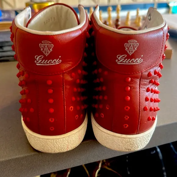 Gucci Shoes Rare (Authentic)