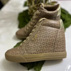 Guess Monogram Caramel Brown Boats Size: 7.5