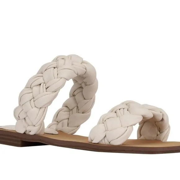 Guess Women's Raign Puffy Woven Flat Sandals
