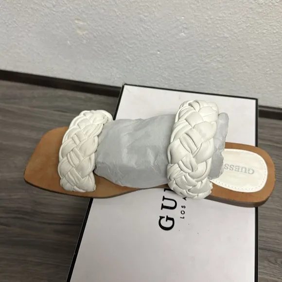 Guess Women's Raign Puffy Woven Flat Sandals