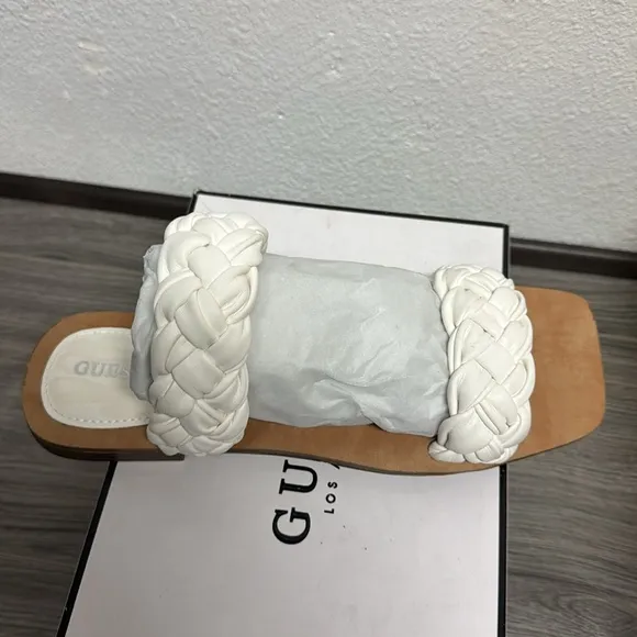 Guess Women's Raign Puffy Woven Flat Sandals