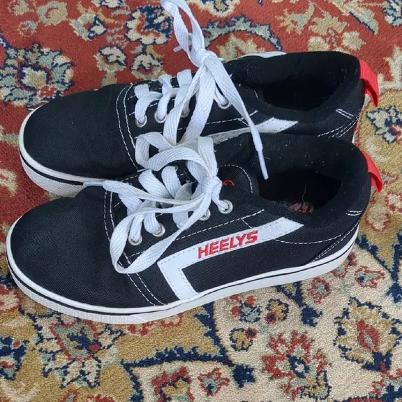 Heelys Kids Gr8 Pro Black Skate Shoes Size 3
