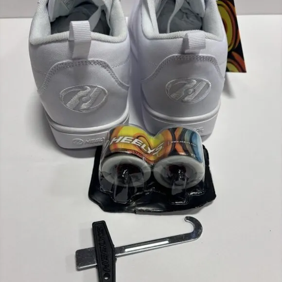 Heelys Men’s Pro 20 Skate Shoes White, Size 9 M