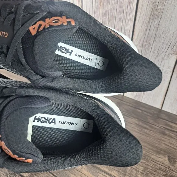 Hoka One One Clifton 9 Running Shoes Women's Sz 9 B Black Copper (VGC)