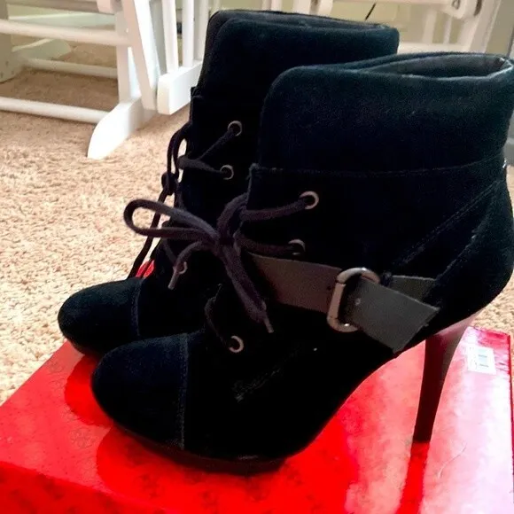 **Host Pick** Guess black suede boots size 8.5