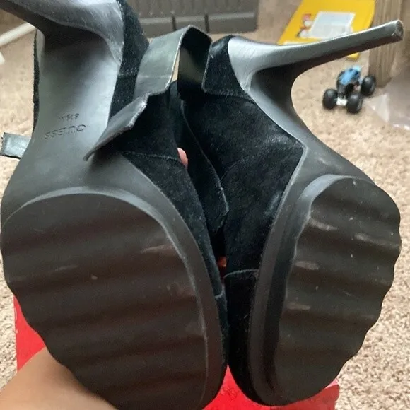**Host Pick** Guess black suede boots size 8.5