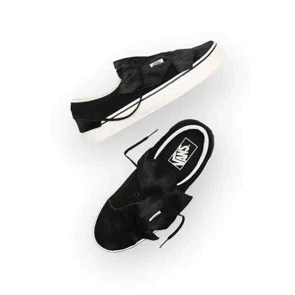 HTF: new Vans ™ ®✌︎︎ Origami Calf Hair Skate Shoes Sneaker ✌︎︎ Black Suede ✌︎︎