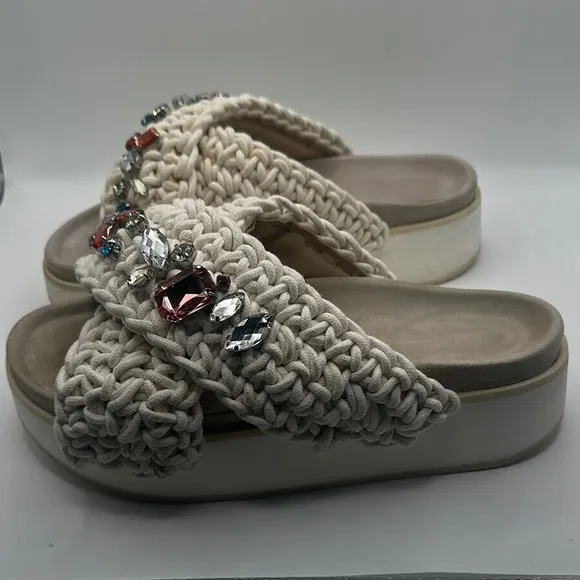Inuikii Anthropologie Sz 11 Women's Sandals with Gem Embellishments - Cream