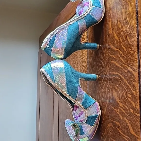 Irregular Choice Minoa cobra python snake shoes size 39 blue