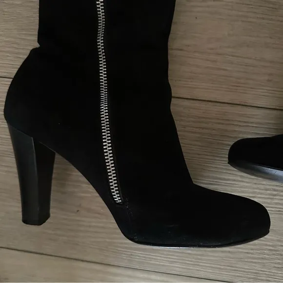Italian High Heel Suede Boots Womens 38.5 | 7.5 Black Suede Luxury