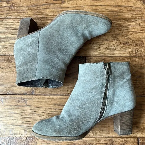 J. Crew Aggie Suede Leather Ankle Boots Booties Block Heel in Mink Size 7